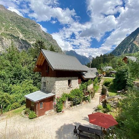 Ecrins Lodge Le Bourg-dʼOisans エクステリア 写真