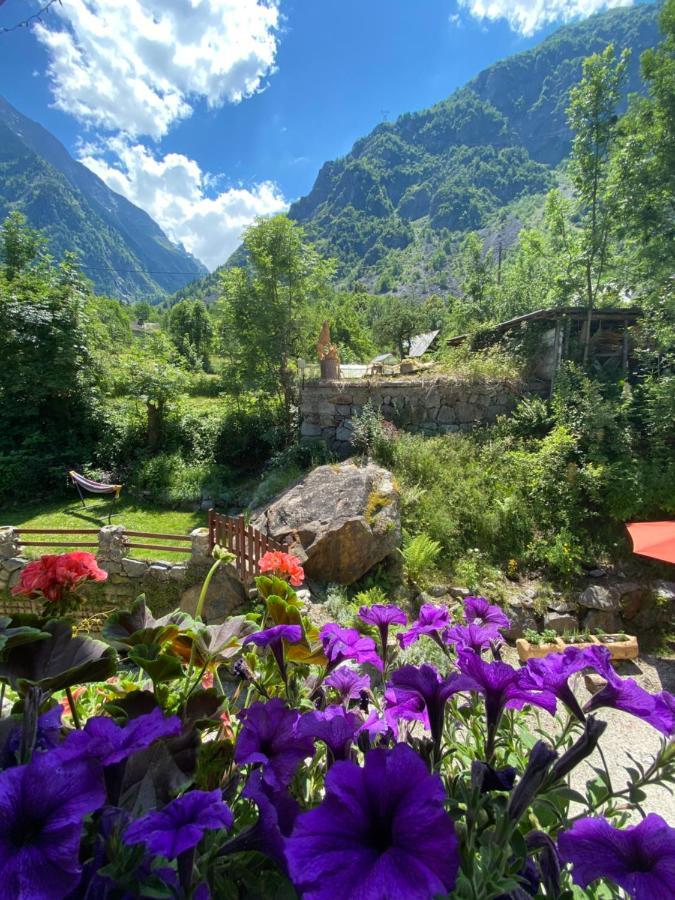 Ecrins Lodge Le Bourg-dʼOisans エクステリア 写真