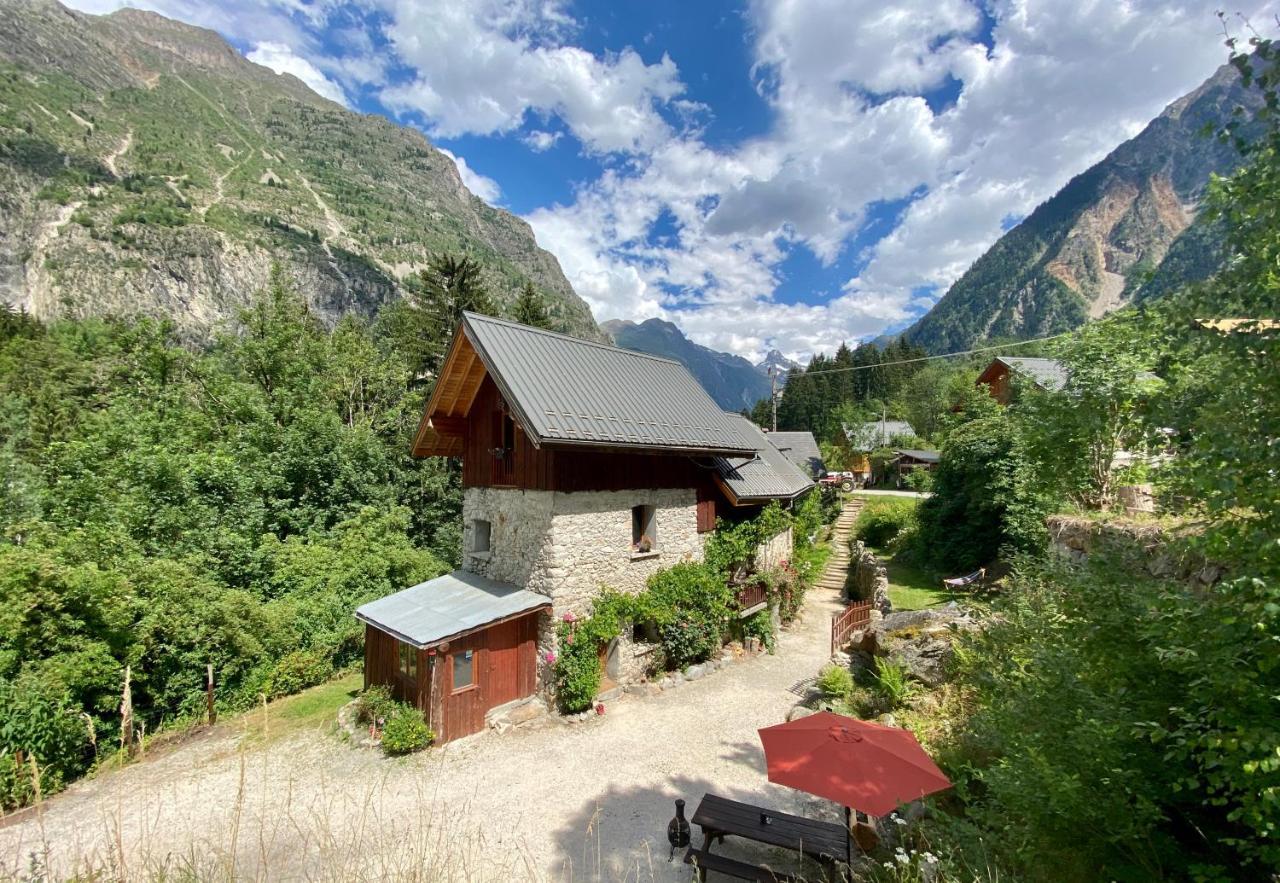 Ecrins Lodge Le Bourg-dʼOisans エクステリア 写真