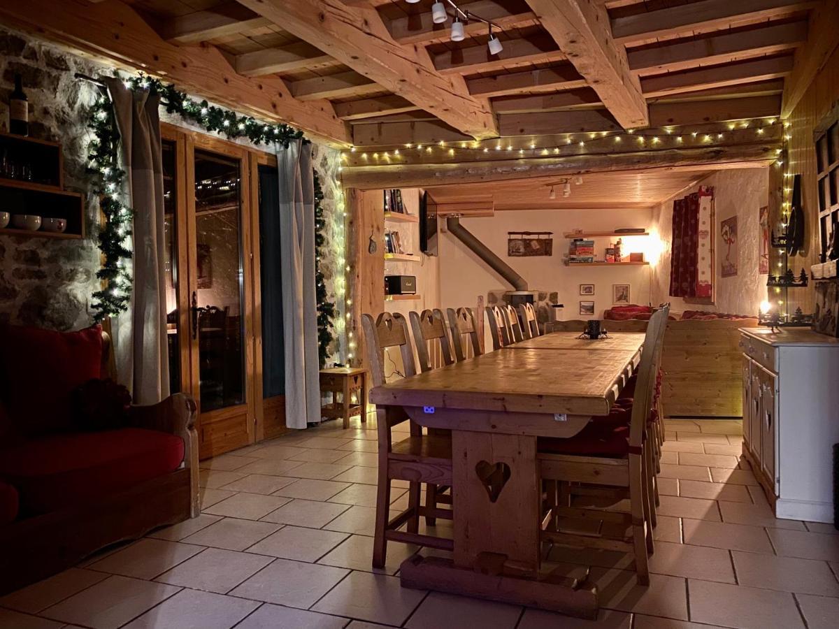 Ecrins Lodge Le Bourg-dʼOisans エクステリア 写真