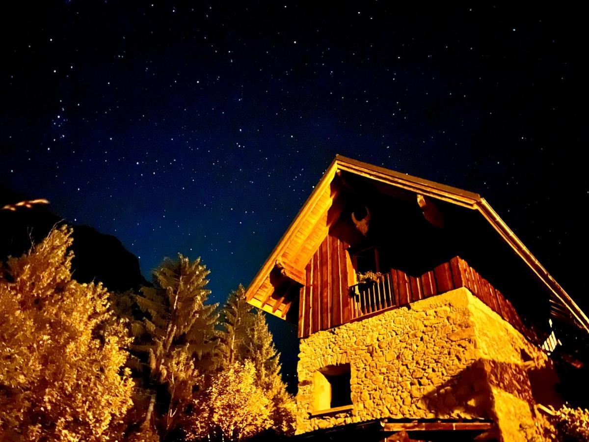 Ecrins Lodge Le Bourg-dʼOisans エクステリア 写真